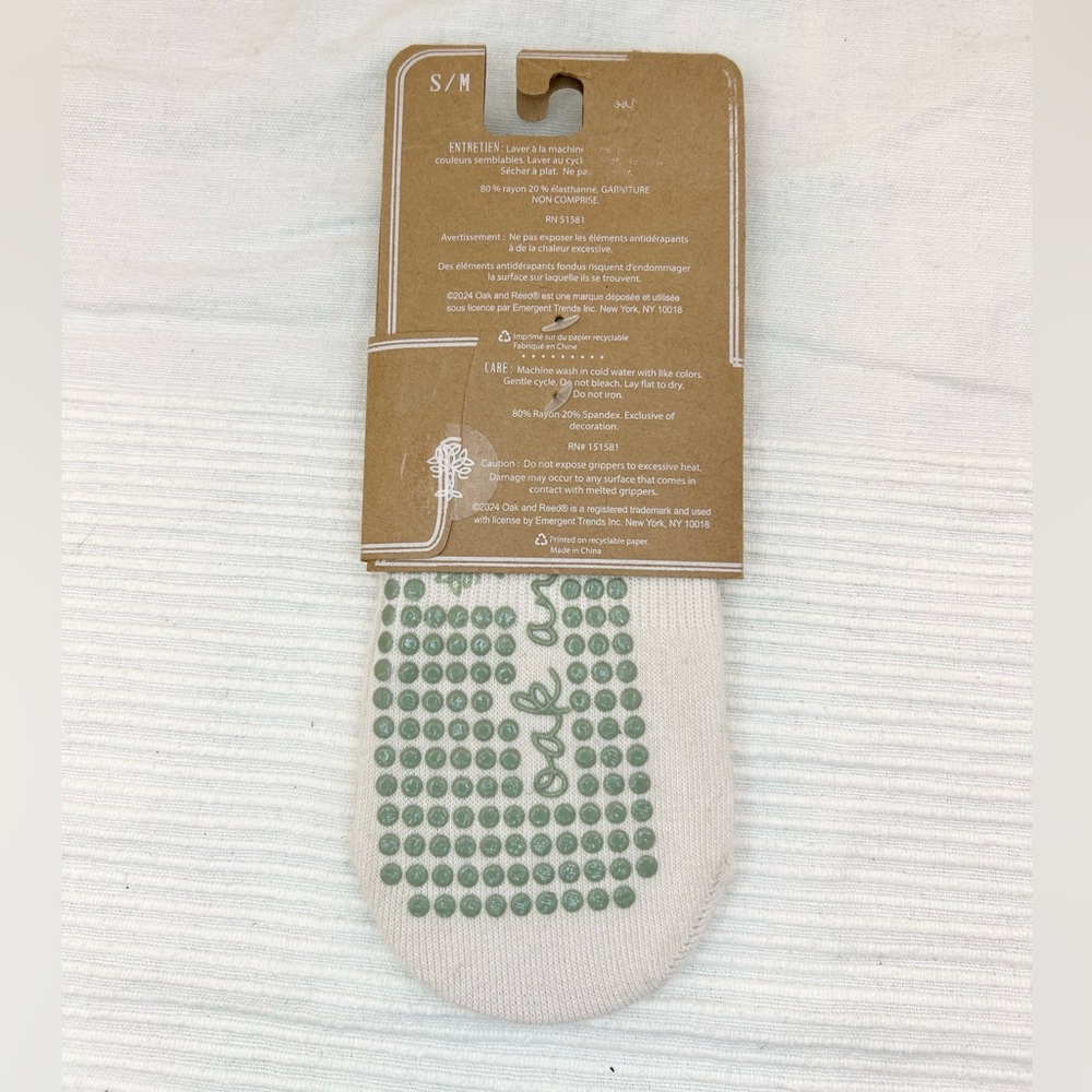 Oak and Reed "Get a Grip" Studio Socks - Picture 2 of 4